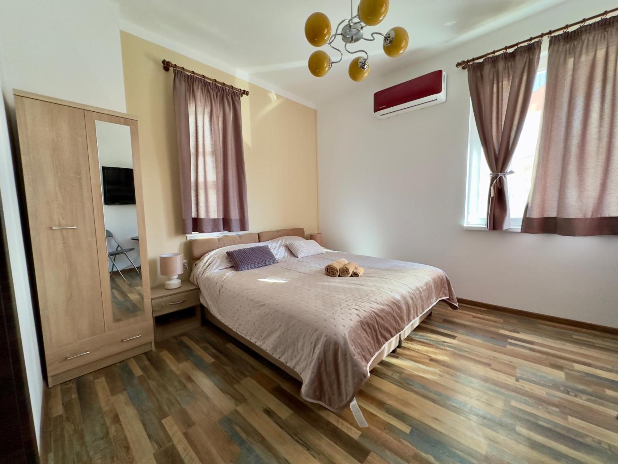 Navial 1 Hotel Gabrovo Exterior photo